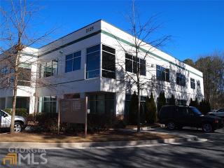 2125 Barrett Park Dr, Kennesaw, GA 30144-3680