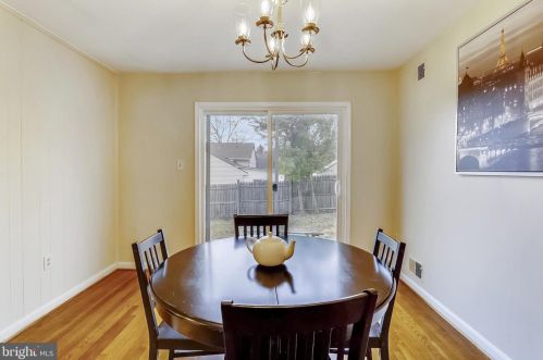 800 Rosemere Ave, Silver Spring MD 20904-3020 exterior