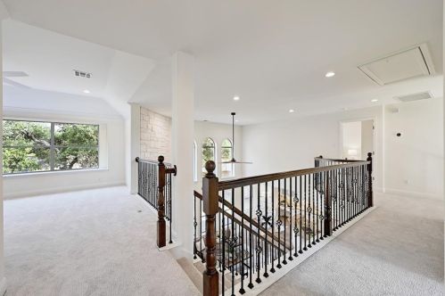 11112 Claro Vista Cv, Austin TX  78739-1917 exterior