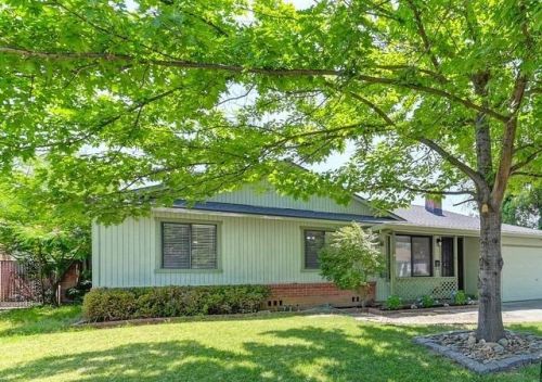2240 Maxine Way, Rancho Cordova, CA 95670-2019