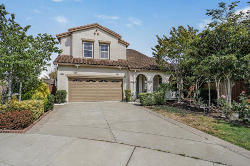 29129 Eden Shores Dr, Hayward, CA 94545-1354