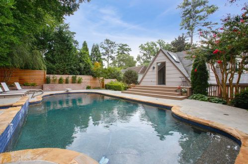 1090 Berkshire Rd, Atlanta GA  30306-3002 exterior