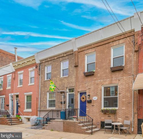1013 Greenwich St, Philadelphia PA  19147-6320 exterior
