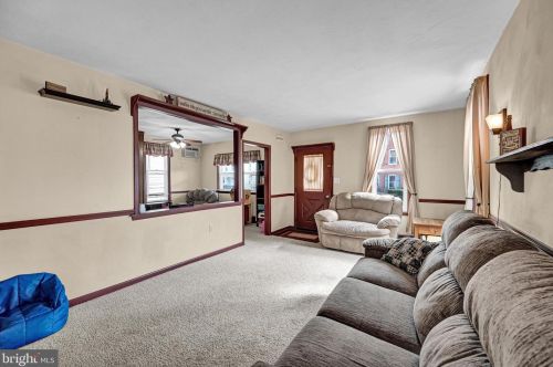 316 Walnut St, Hanover PA 17331-2536 exterior