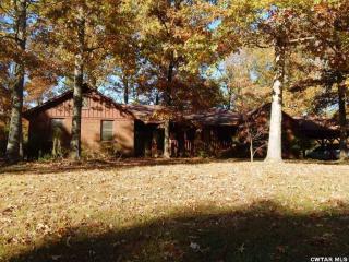 841 Oneal Ln, Henderson, TN 38340-1015