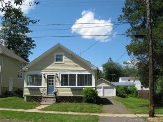 31 Rockland St, Hartford, CT 06109-1236