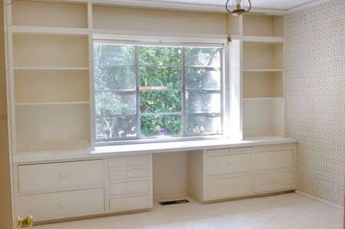 1628 La Loma Dr, Santa Ana CA 92705-3078 exterior