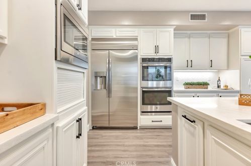 8208 Bailey Way, Anaheim CA  92808-2532 exterior