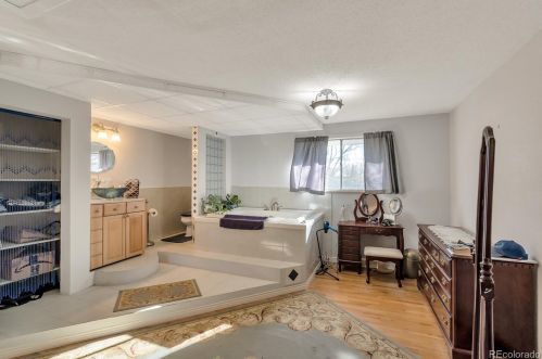 7112 Alabama Dr, Aurora CO 80232-5508 exterior