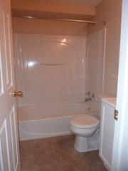 519 Riddle Rd, Cincinnati OH  45220-2772 exterior