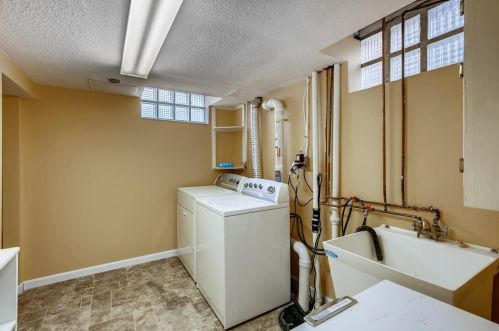 249 Bernard St, Saint Paul MN  55118-1552 exterior