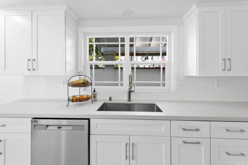 36 Sunlight, Irvine CA  92603-3724 exterior
