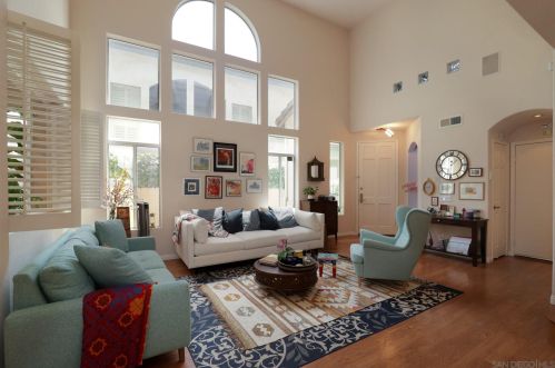 4677 Da Vinci St, San Diego, CA 92130-2729