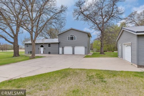 37065 300th Ave, Melrose, MN 56352-8315