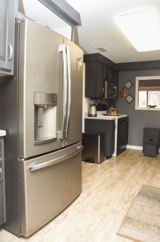 8342 Main St, Nelson IL  61021-9406 exterior