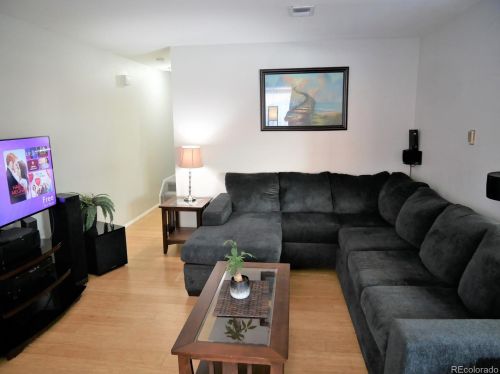 9847 Lane St, Denver CO  80260-8032 exterior