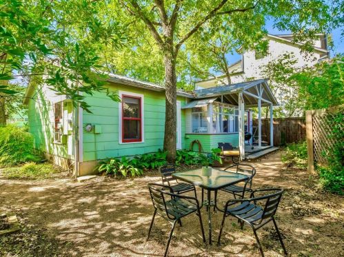 1400 51st St, Austin TX  78756-2608 exterior