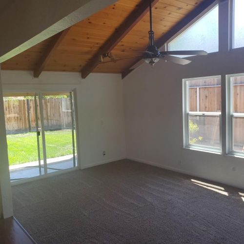 260 Earlham Dr, Turlock CA 95382-1700 exterior