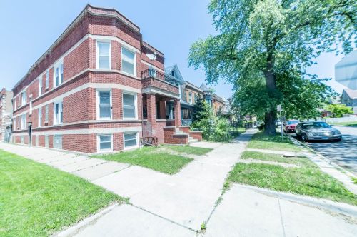 1300 72nd St, Chicago, IL 60619-1463