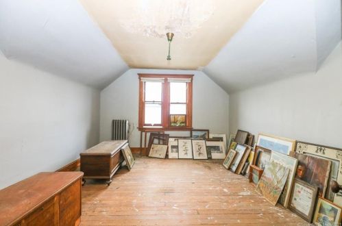 58 Pearl St, Torrington CT  06790-5228 exterior