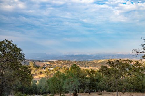 5138 Jaquima Dr, Angels Camp, CA 95222-9852