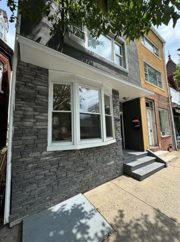 235 7th St, Allentown, PA 18102-4023