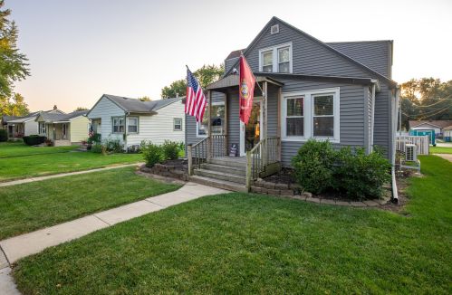 405 Blaine Ave, Bradley, IL 60915-1507
