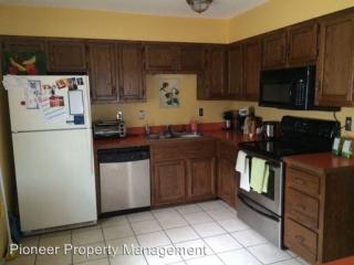 218 Summit Ave, Sioux Falls SD  57104-2945 exterior