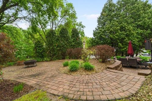 814 Rainbow Ct, Stillwater, MN 55082-6115