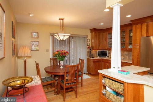 427 16th St, Philadelphia, PA 19146-1657