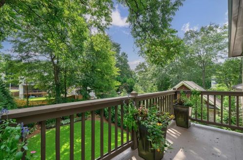 2459 Ellijay Dr, Atlanta GA  30319-3439 exterior