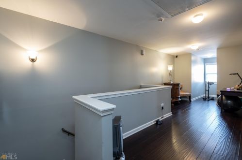 420 Fernbay Dr, Atlanta GA  30331-8956 exterior