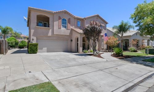 3033 White Oak Ct, Turlock, CA 95382-8611
