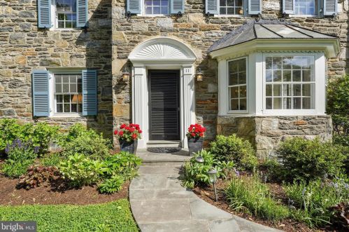 11 Furness Ln, Media, PA 19086-6048