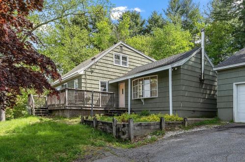 10 Elmer Dr, Nashua, NH 03062-1723