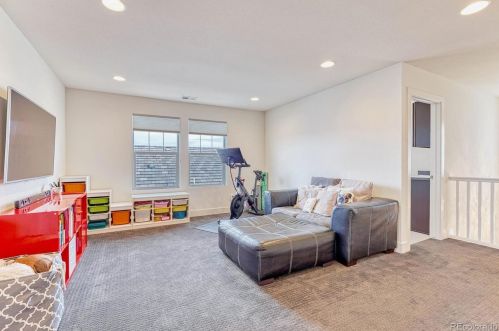 10361 Kenneth Dr, Parker CO 80134-8606 exterior