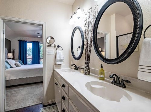 2605 Las Ventanas Trl, Fort Worth TX  76131-2808 exterior