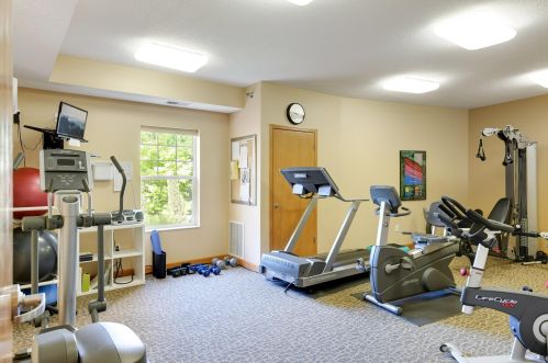 6701 Lake Shore Dr, Minneapolis MN  55423-2333 exterior