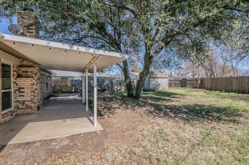 6116 Blue Spruce Cir, Fort Worth TX 76137-2135 exterior