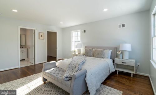 14805 Pebblestone Dr, Silver Spring MD exterior