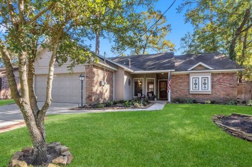 206 Deep Dl Ln, Conroe TX  77304-7208 exterior