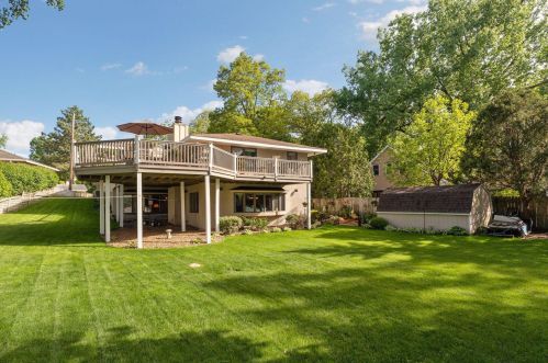 795 Heinel Dr, Saint Paul MN  55113-2152 exterior