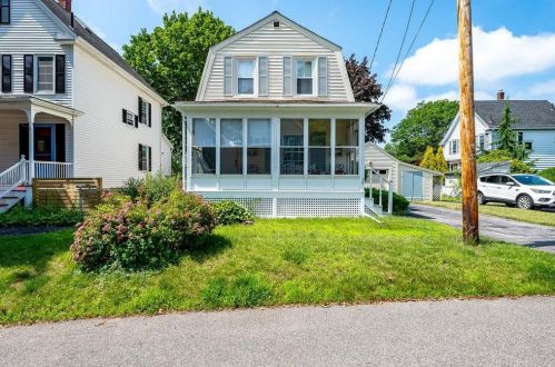 26 Sparhawk St, Portsmouth, NH 03801-3626