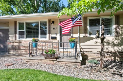513 Crescent Dr, Loveland, CO 80538-3902