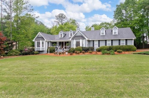 499 Lake Swan Ct, Hiram, GA 30141-4550