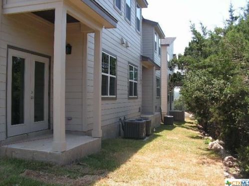 3067 View Ridge Dr, Spring Branch TX  78070-6806 exterior