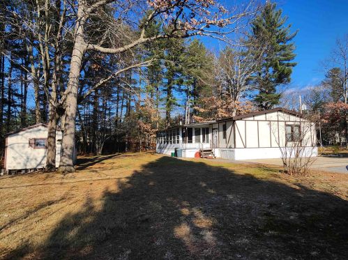 1 Ann St, Hollis, NH 03049-6525