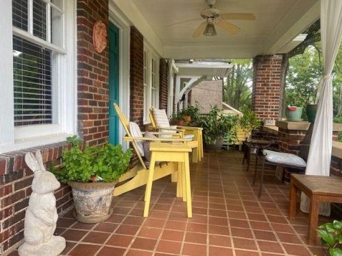 1269 Morningside Dr, Atlanta GA  30306-3372 exterior