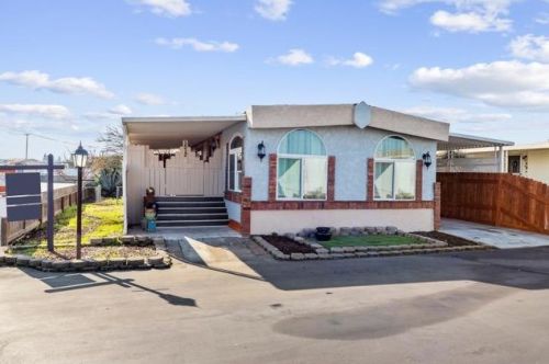 1512 Cabo Dr, Modesto, CA 95357-0902