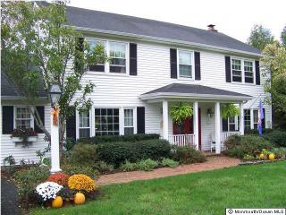 62 Winding Brook Way, Red Bank, NJ 07702